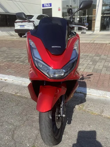 PCX 160 - 2025 / revisada. Vendo, troco, financio.