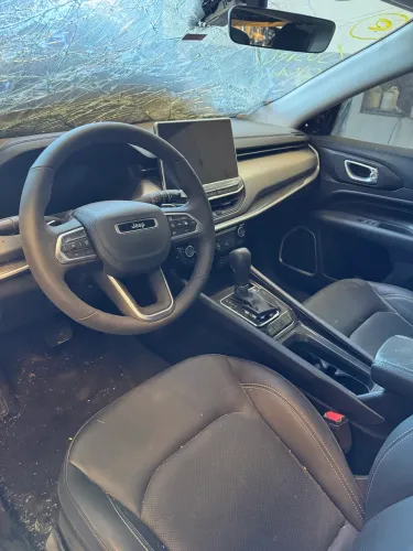 Peça Usada Sucata Jeep Compass 1.3 T270 ano 2025
