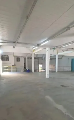 VENDO OU ALUGO GALPÃO 480m2 - Terreno 1800m2