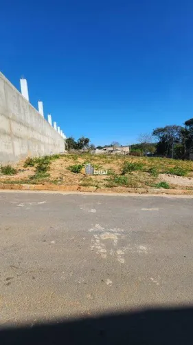 Lote residencial/comercial em Corinto-MG (513 m²) Próx. Costa Loc