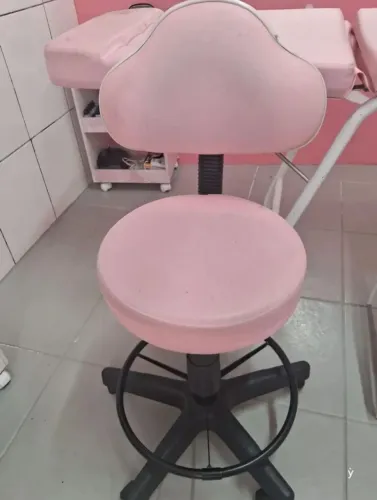 Mocho ,cadeira giratória