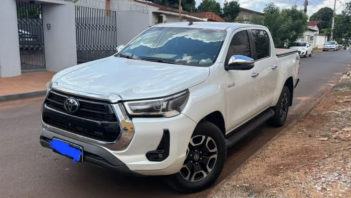 Toyota Hilux CD SRX 4X4 2.8 TDI 16V Diesel Aut. 2025