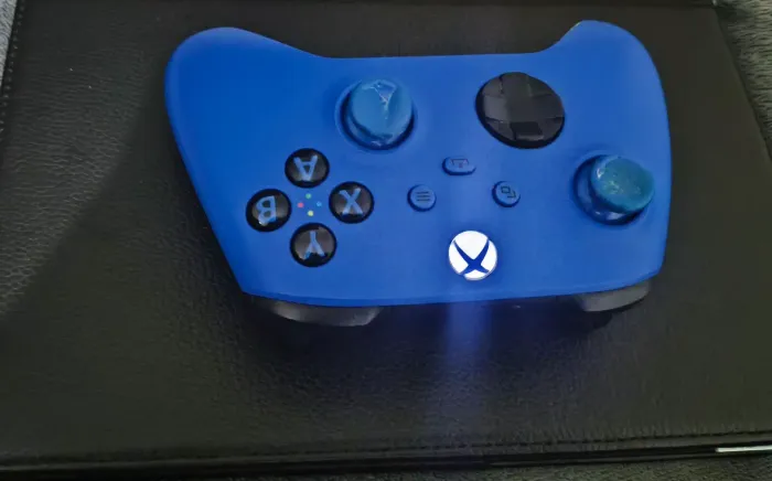 controle do Xbox séries na cor azul
