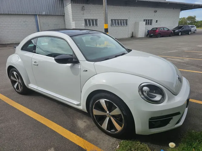 Volkswagen Fusca 2.0 R-line TSI 16V Aut. 2014