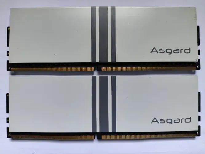 Memória Asgard Valkyrie V5 DDR4 - 8GB x 2 (16GB) - 3200MHz - CL 18