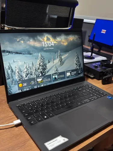 NOTEBOOK SAMSUNG BOOK 2 - i7 8gb de RAM