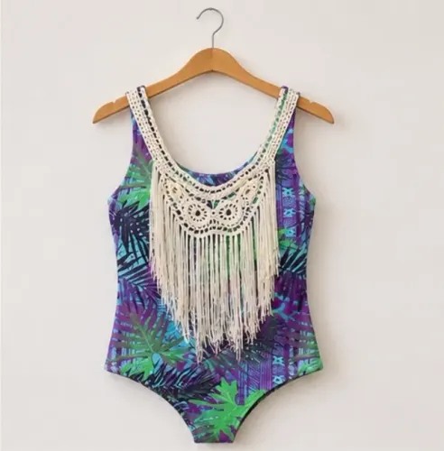 body estampado com franjas