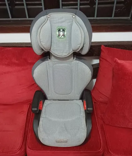 Cadeirinha automotiva burigotto para crianças de 15kg a 36kg 