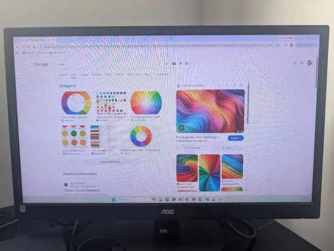 2 Monitores AOC 23,6? Full HD - 1 Perfeito + 1 com Defeito na Tela