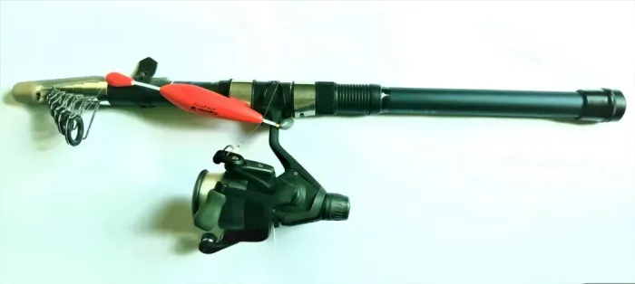Kit De Pesca Vara De 3,5mts Molinete E Linha Marca Caperlan Preto (Usado)