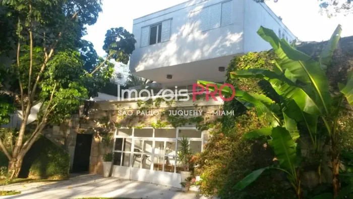 Casa a Venda, Chácara Monte Alegre, 620 M área Construída, com Piscina.
