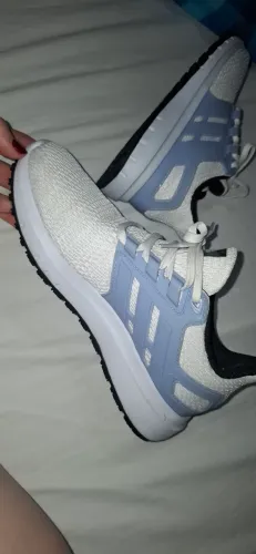 Tênis Adidas Original seminovo