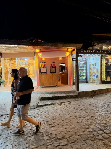 Ponto Comercial na Rua do Mucugê - Arraial d?Ajuda | Aluguel Pago até Abril/2027