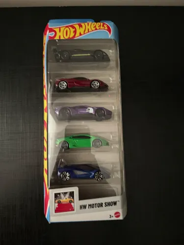 Set Hot Wheels Motor Show com Ferrari Lacrado