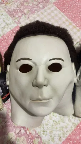 Máscara do Michael Myers - HALLOWEEN RESSURREIÇÃO Trick or Treat Studios