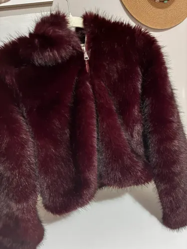 Casaco Peluciado Feminino Inverno Bordô