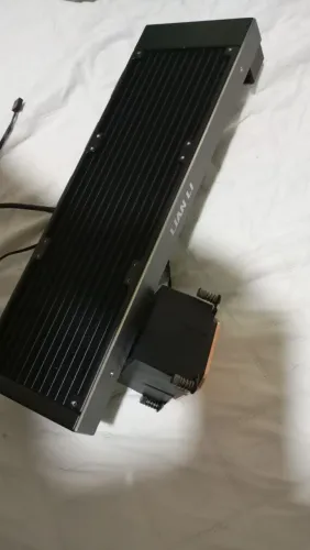 water cooler lian li hydroshift aio