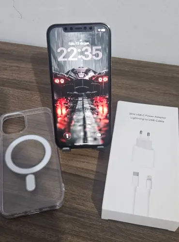 Iphone 12 Pró 128gb impecável, zero. Tenho a nota de compra. Passo cartão 