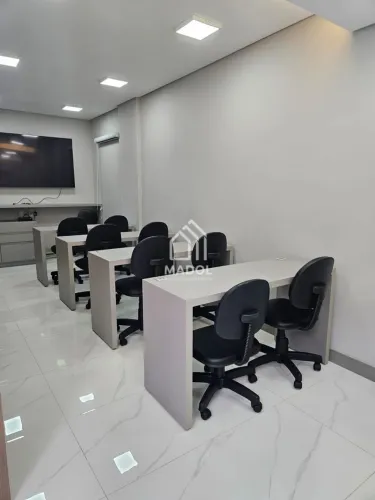 Sala para locação semimobiliada | Centro | R$ 3.000,00