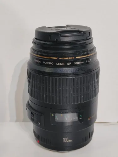Canon 100mm f2.8 Macro