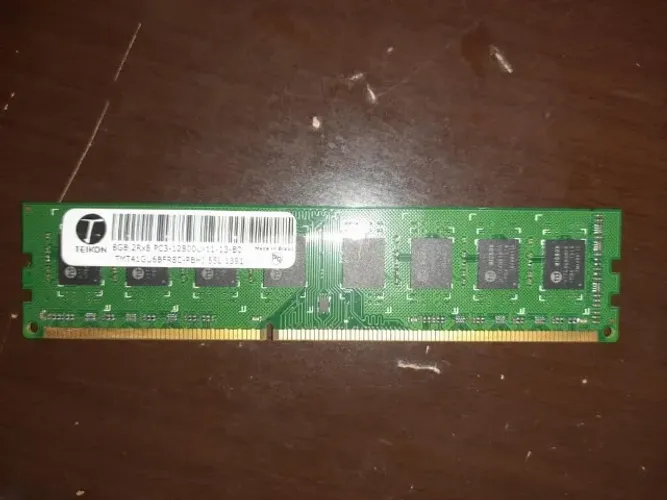 Memória RAM 8GB DDR3