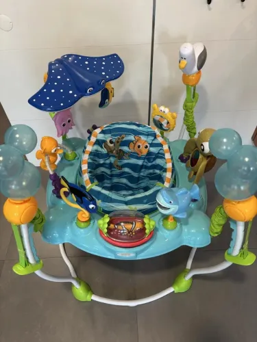 Jumperoo Pula Pula Mesa de atividades Bright Stars Procurando Nemo - Igual a Novo