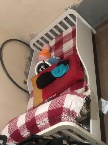 Cama infantil montessoriana