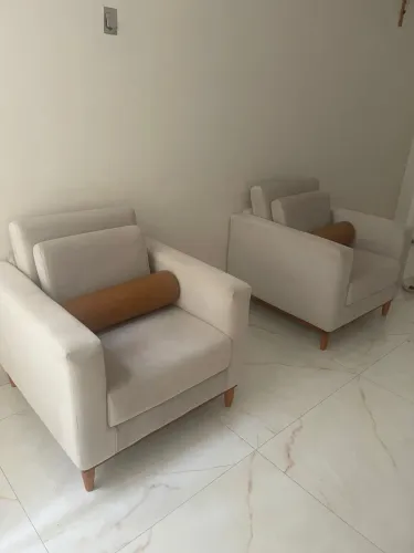 Sofá madeira + poltronas 