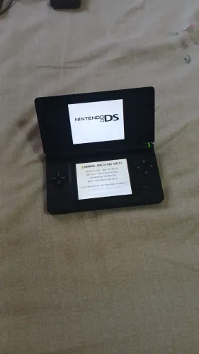 Nintendo DS + 3 Jogos
