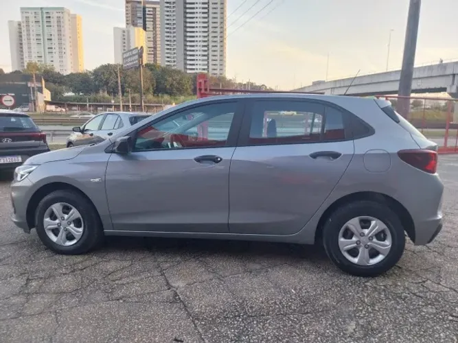 Chevrolet Onix Hatch 1.0 12V Flex Mec. 4P 2025