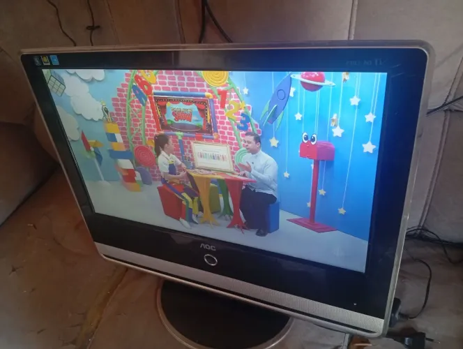 Tv monitor AOC 22 polegadas