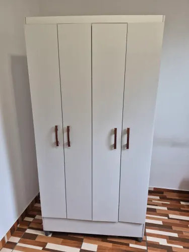 Armario Multiuso Alto 4 Portas