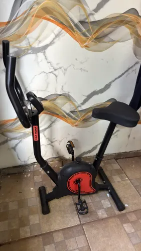 Bicicleta ergométrica nova