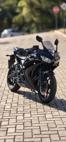 YAMAHA R3 2018