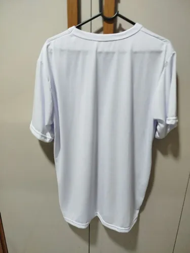 Camisas em atacado