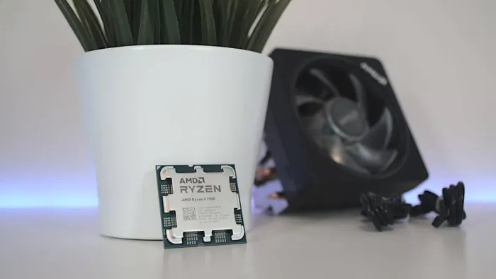 RYZEN 9 7900