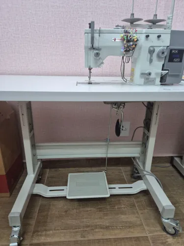 Vendo reta Zig Zag Singer