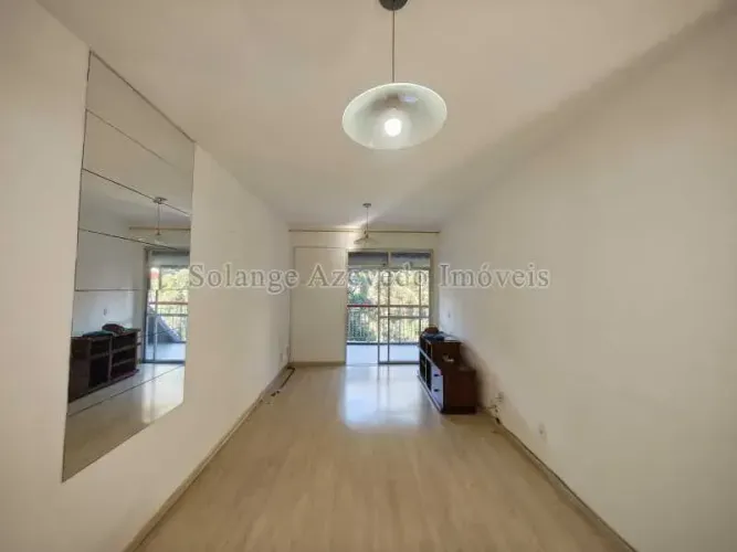 Apartamento de 2 quartos, varanda. vaga e 88m² na Tijuca - Rio de Janeiro - RJ