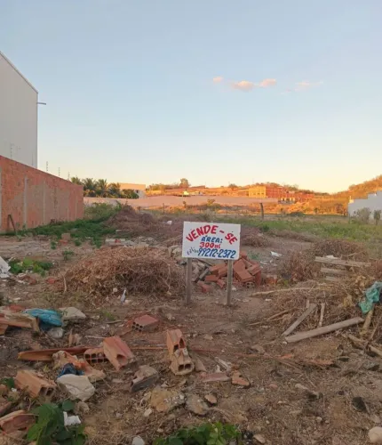 Terreno 300m² Floresta - Escriturado - R$120.000. SOMENTE ESSA SEMANA!!