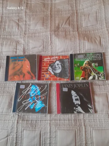 Janis Joplin, coletânea com 5 CDS, todos com capa/encarte, estado de novo.