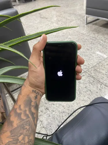 iPhone 11 64 GB