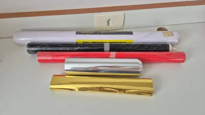 ADESIVOS PARA ENVELOPAMENTO / PAPELARIA PERSONALIZADA