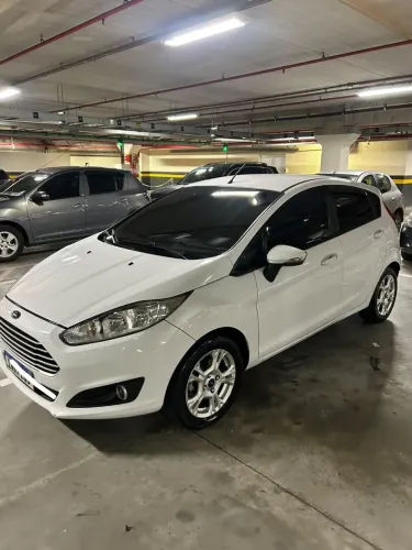 Ford Fiesta 1.6 16V Flex Mec. 5P 2015