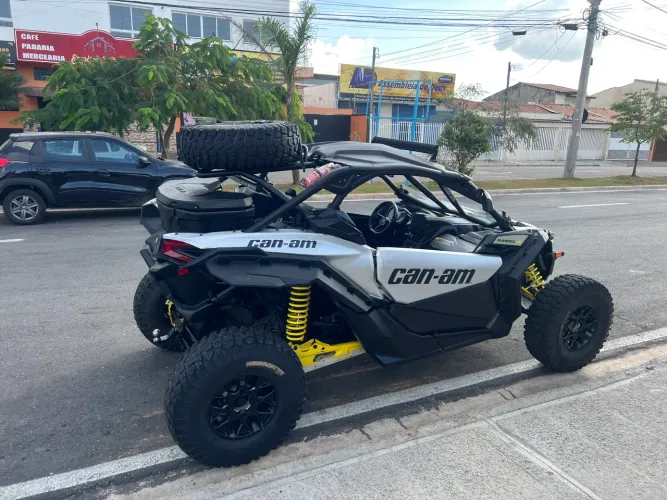 Utv Maverick x3 troco por jetski 