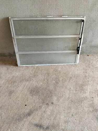 Vendo três balancinhos Med.0.80 x 0.60