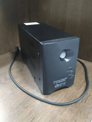 Estabilizador de tensão 440W