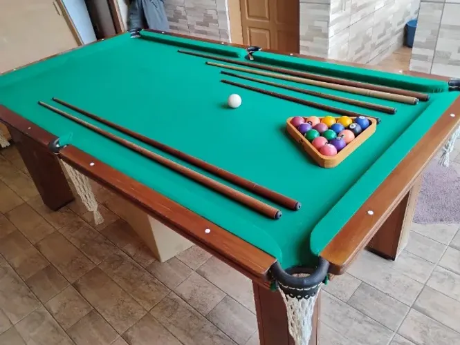Mesa de Sinuca/Bilhar para diversão da família...