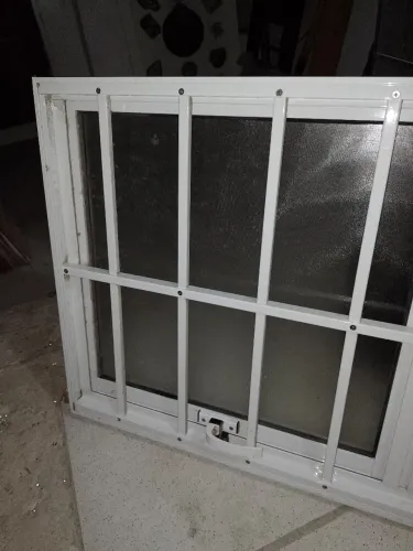 Janela vitro anti ruído 120x60