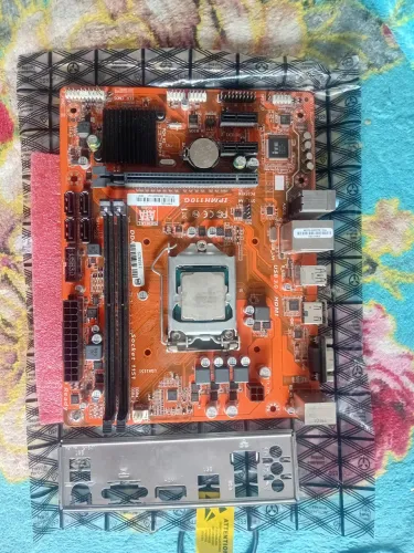 Placa mãe 1151 ddr4 + i3 7100t