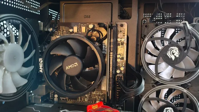 Kit Ryzen 5 5600g + 16GB RAM